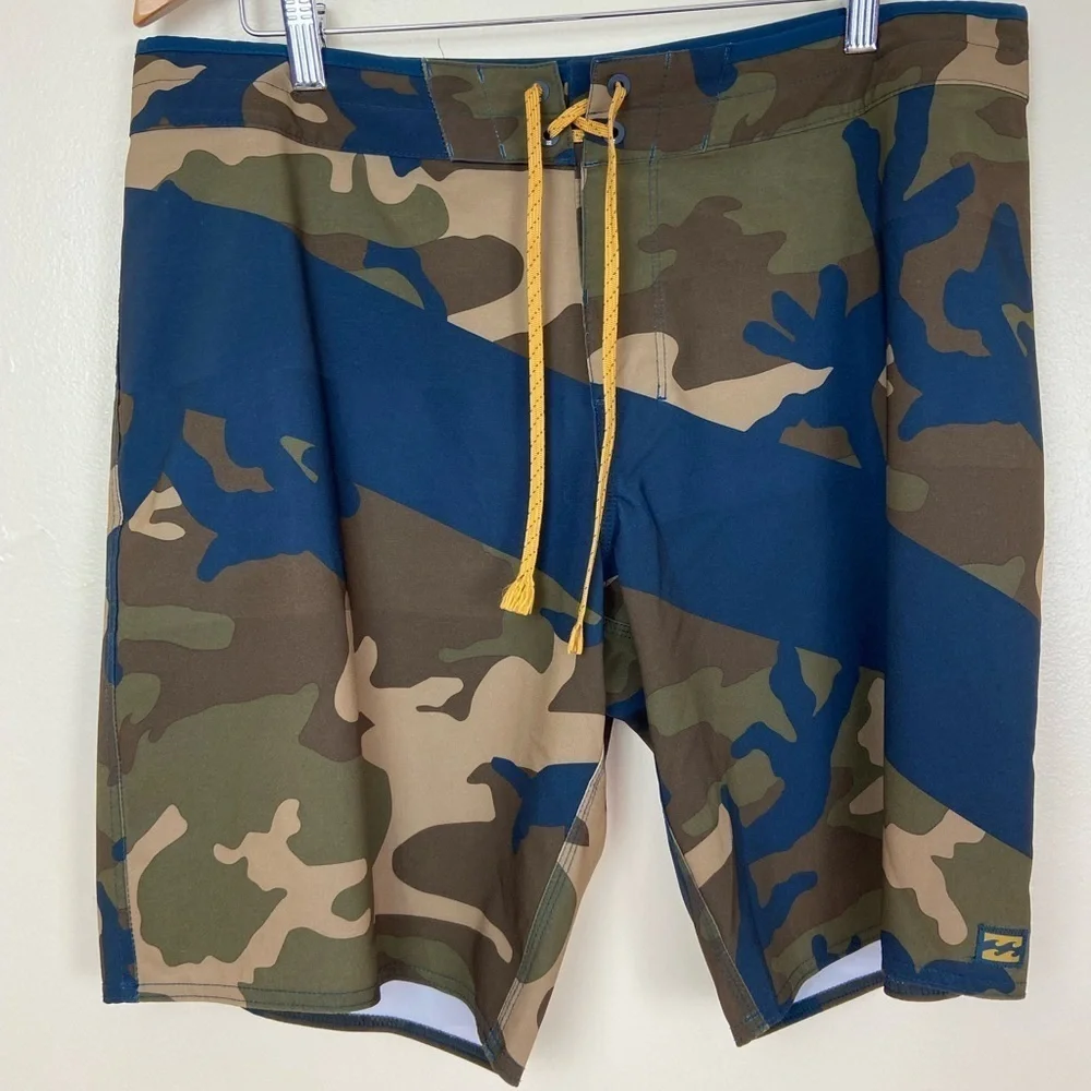 Billabong T Street Airlite Stretch Boardshort Baggies Camo Swim Beach Summer 36